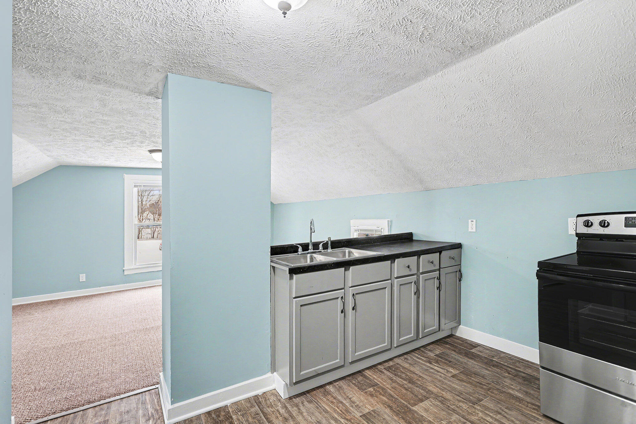 212 North Fourth Street Sturgis, MI 49091 - Photo 9 of 16 011_file_953