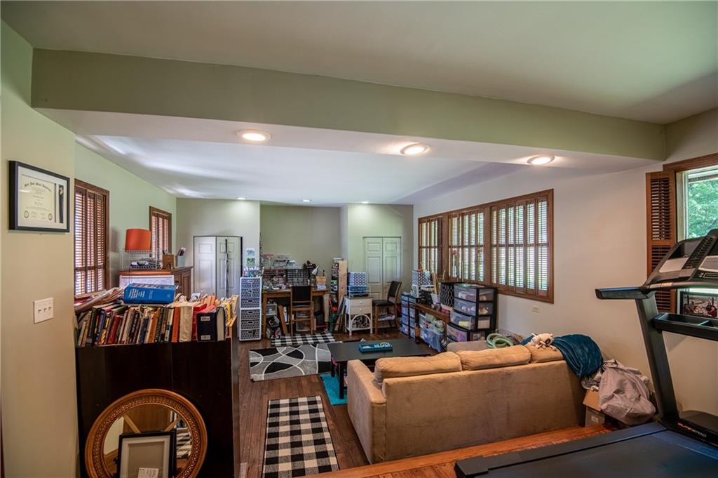 801 Koonce Road Hermitage, PA 16148 - Photo 17 of 25