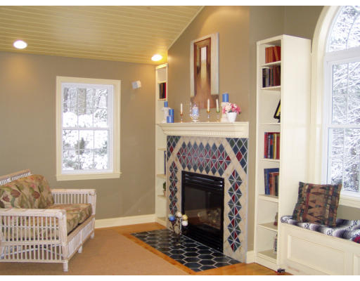 6 Governor Fuller Road Billerica, MA 01821 - Photo 4 of 10