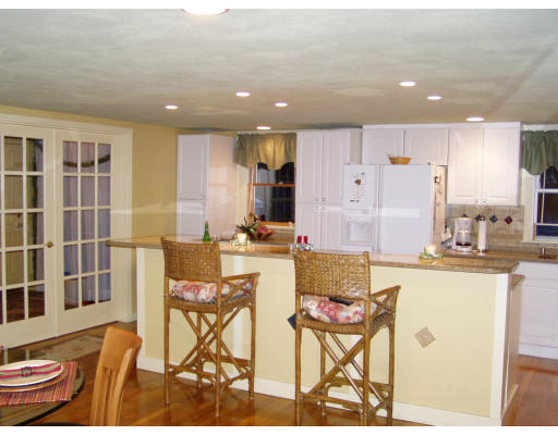 6 Governor Fuller Road Billerica, MA 01821 - Photo 7 of 10