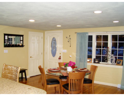 6 Governor Fuller Road Billerica, MA 01821 - Photo 8 of 10