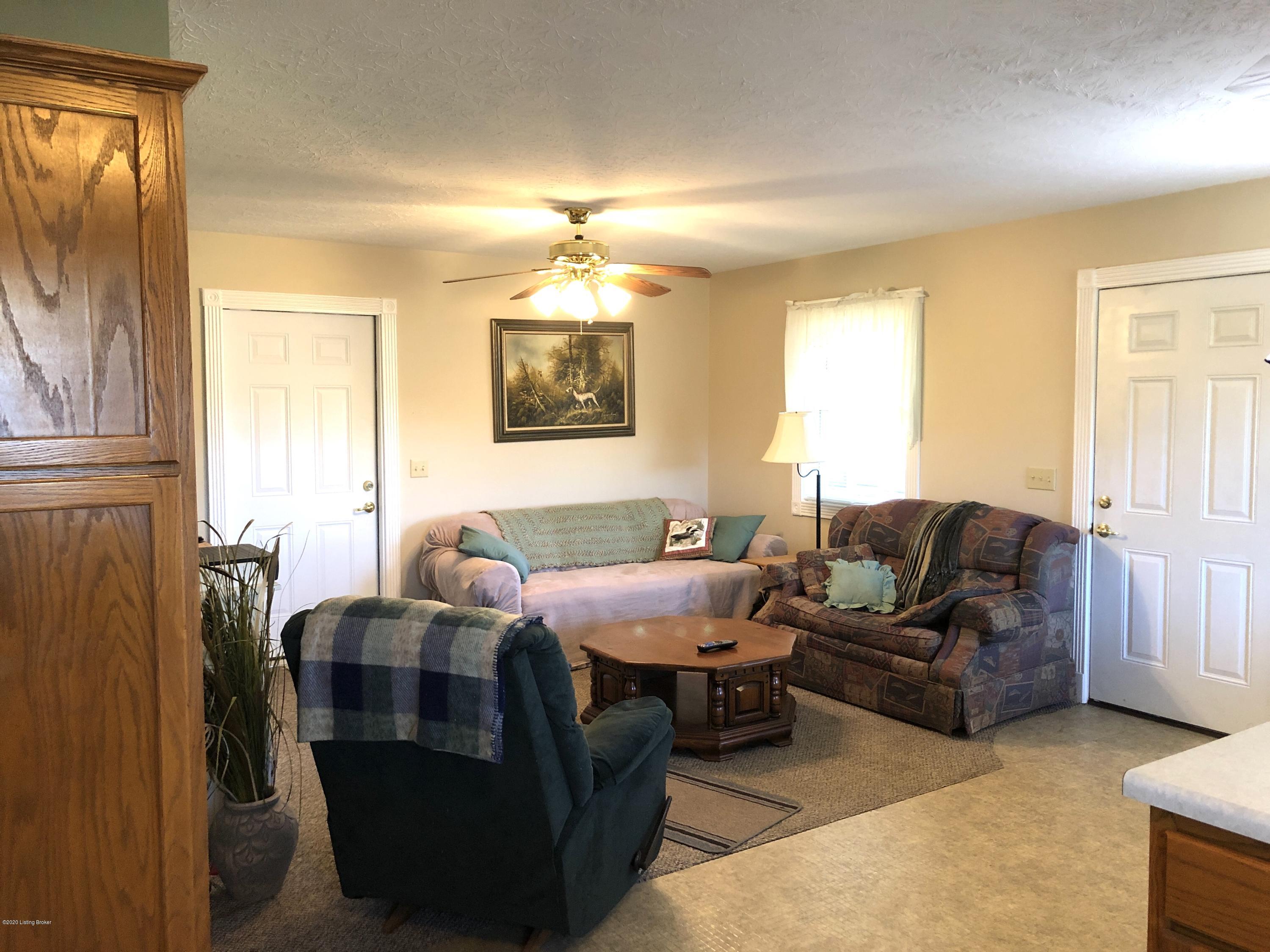 243 Old Peth Road Caneyville, KY 42721 - Photo 61 of 72 Man Cave