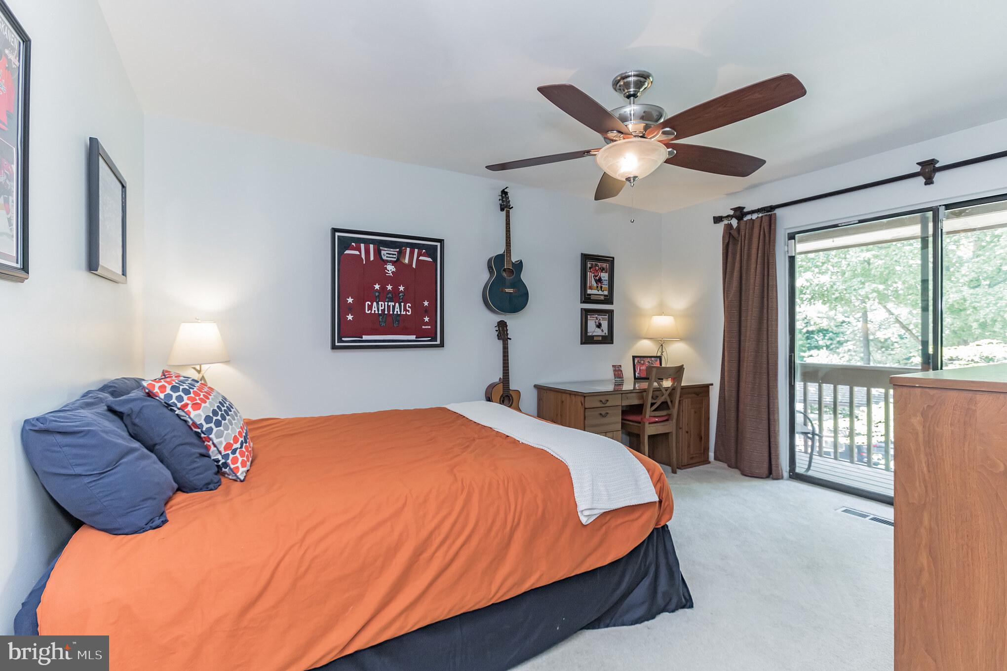 11224 Lagoon Lane Reston, VA 20191 - Photo 20 of 39