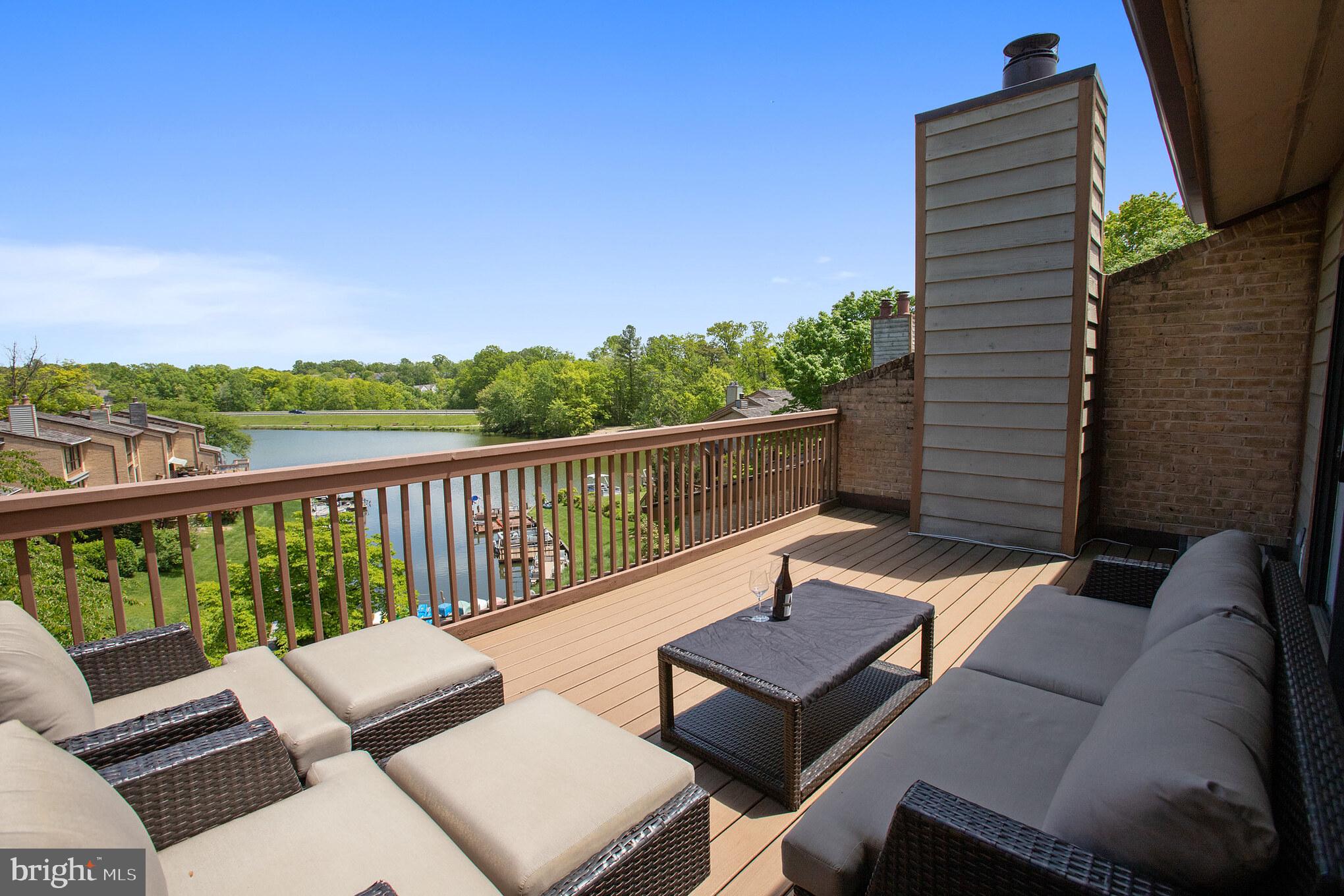 11224 Lagoon Lane Reston, VA 20191 - Photo 27 of 39