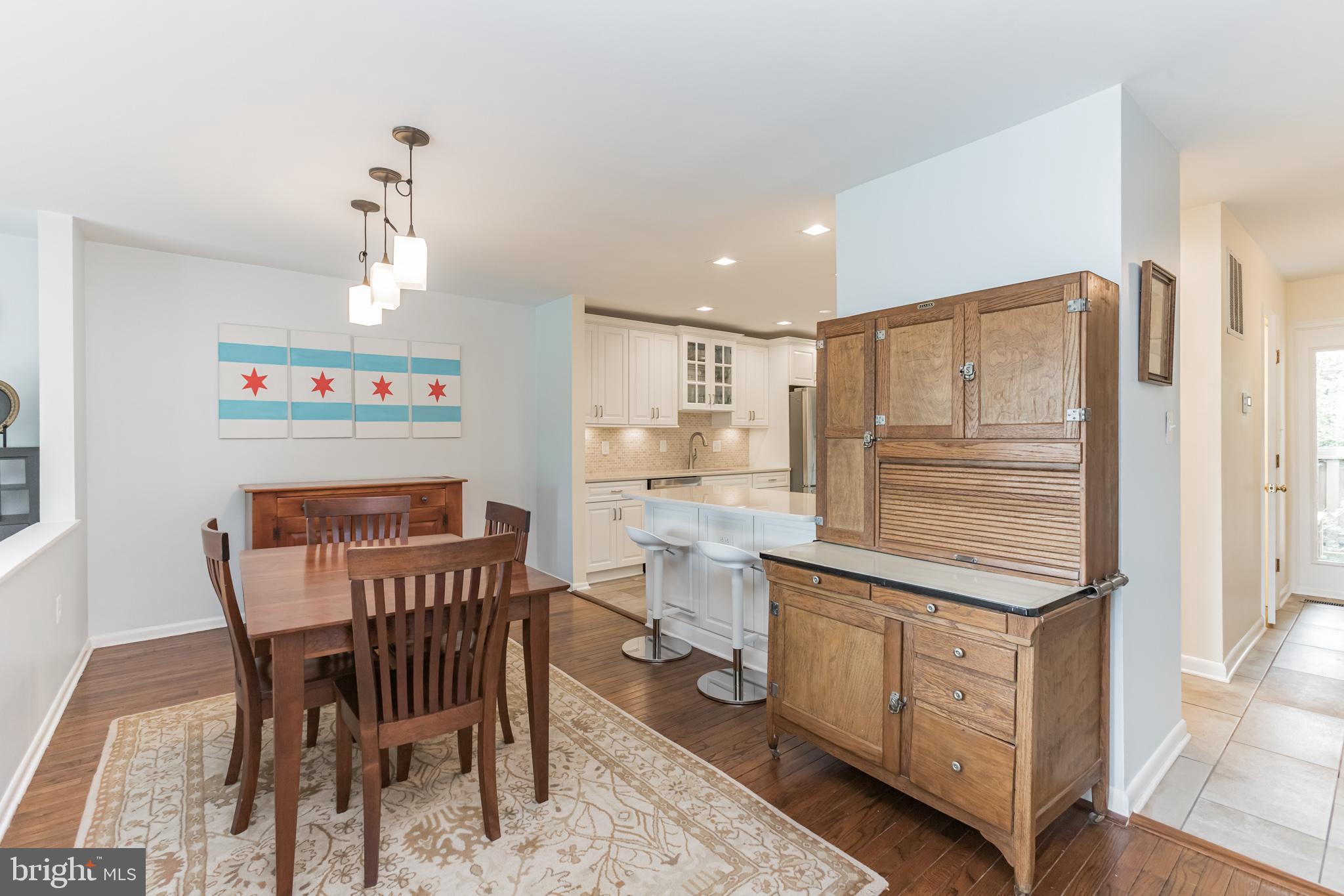 11224 Lagoon Lane Reston, VA 20191 - Photo 5 of 39