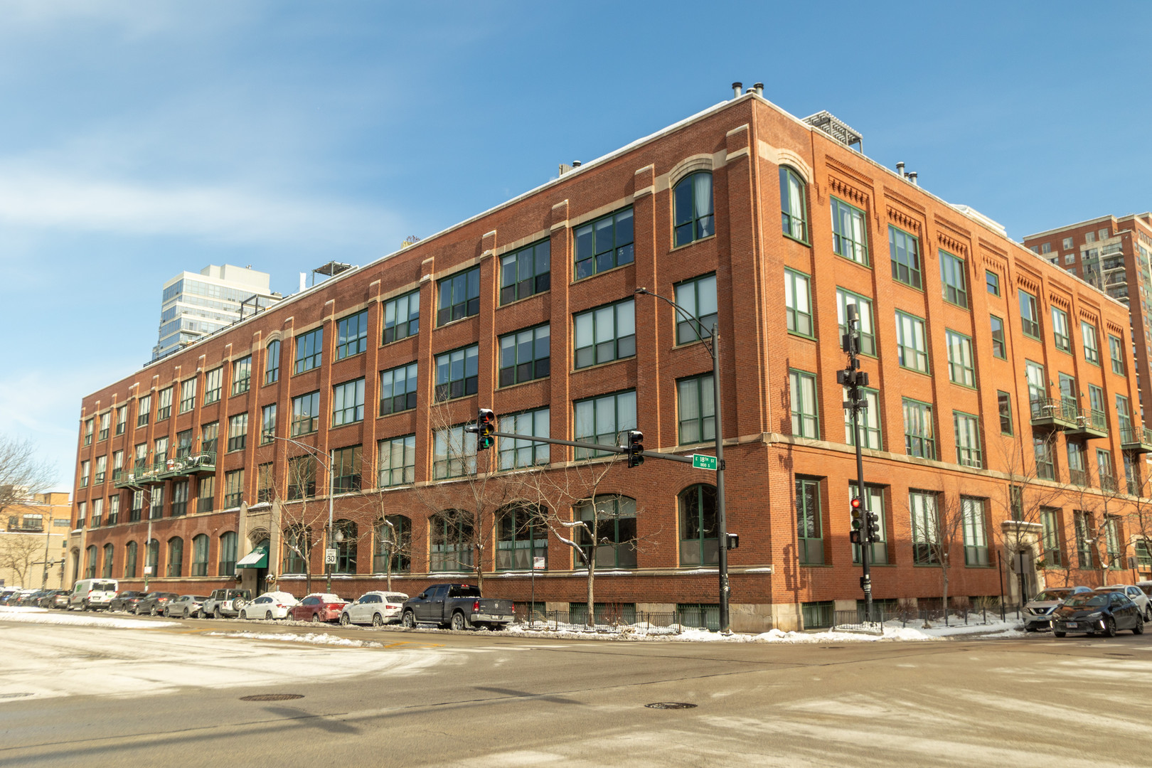 1727 South Indiana Avenue, Unit 201 Chicago, IL 60616 - Photo 1 of 12 a front view of a building