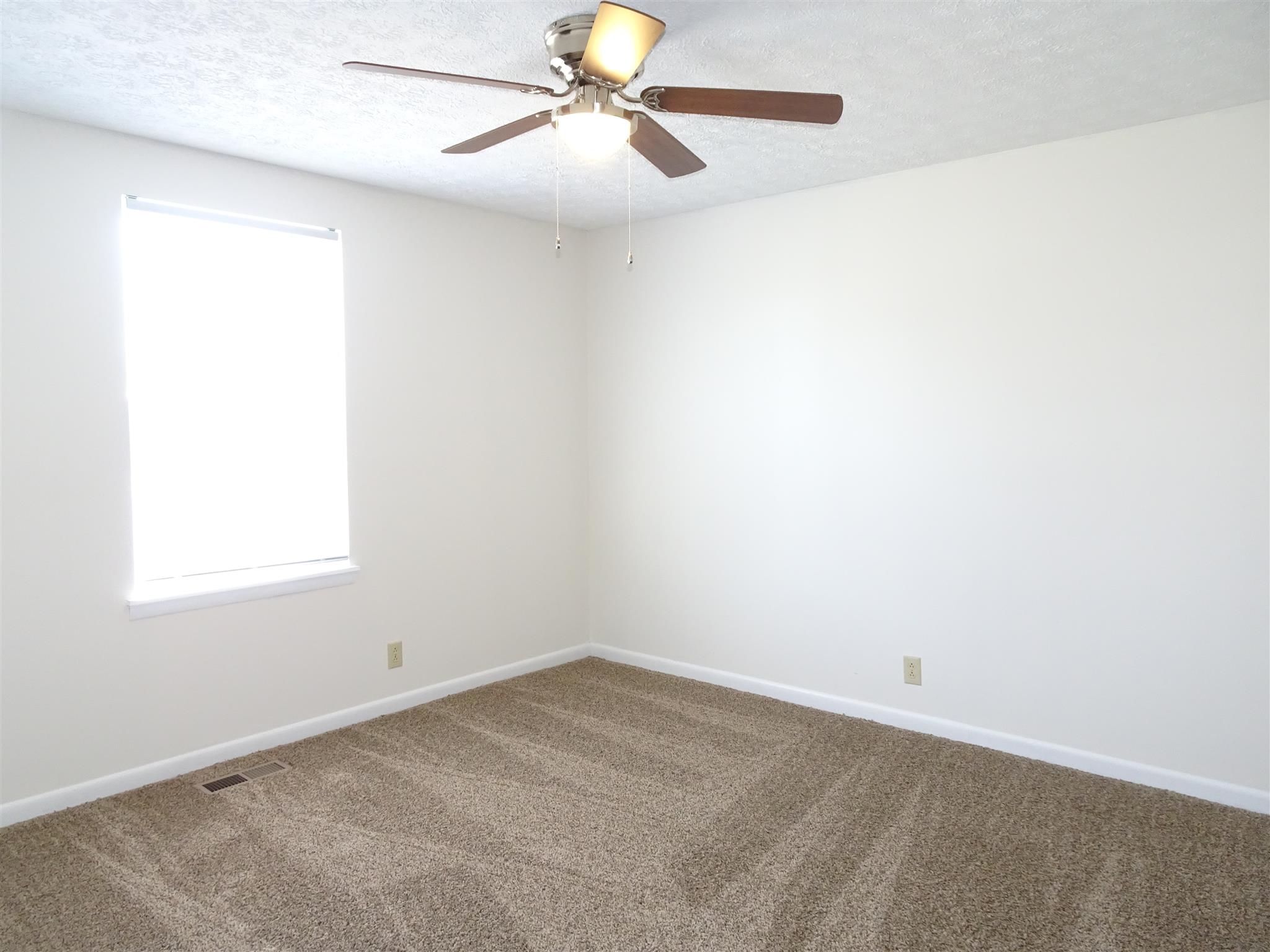 2222 Stokes Road Clarksville, TN 37043 - Photo 6 of 14 MASTER BEDROOM