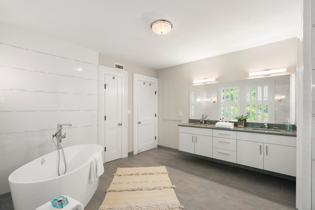 175 Coolidge Hill Road Cambridge, MA 02138 - Photo 19 of 42