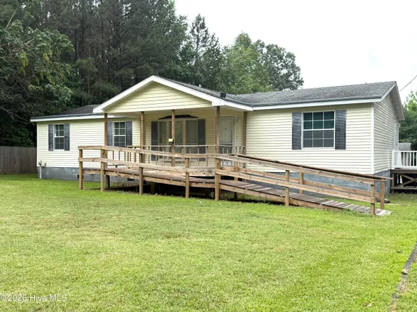 $134,900 | 135 West Kerr Drive, Roanoke Rapids, NC 27870