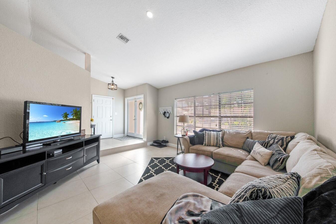 399 Apache Lane Boca Raton, FL 33487 - Photo 2 of 41 Formal Living Area
