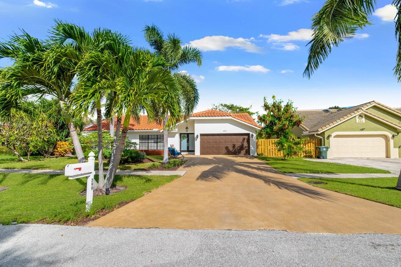 399 Apache Lane Boca Raton, FL 33487 - Photo 30 of 41 Tropical Landscaping