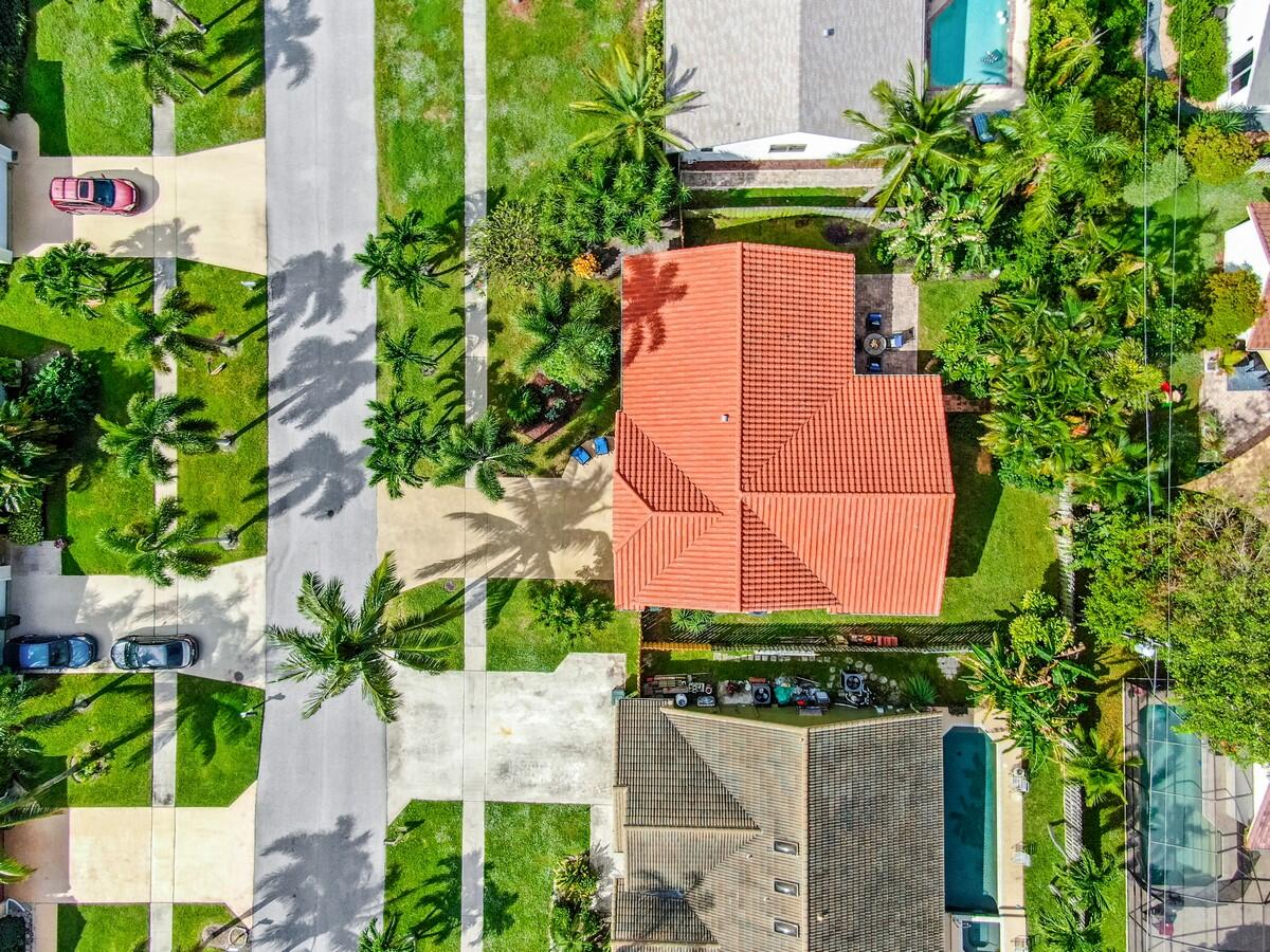 399 Apache Lane Boca Raton, FL 33487 - Photo 33 of 41 Aerial