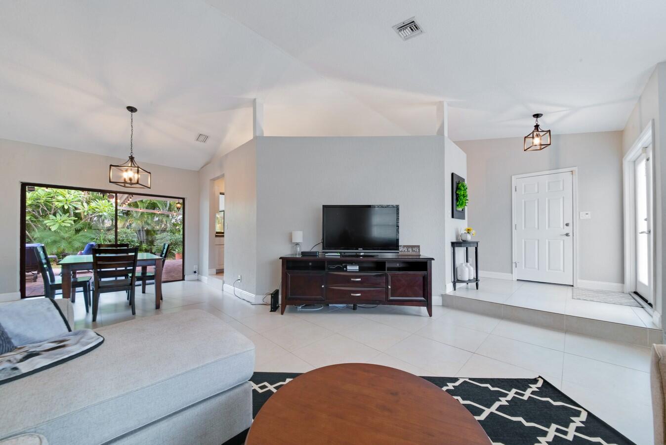 399 Apache Lane Boca Raton, FL 33487 - Photo 40 of 41 Open Floorplan