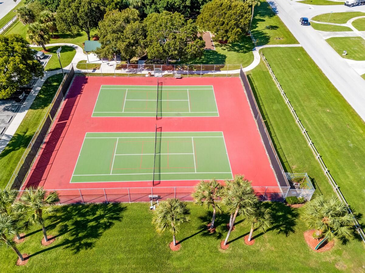 399 Apache Lane Boca Raton, FL 33487 - Photo 39 of 41 Tennis