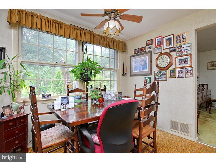 Breakfast Room