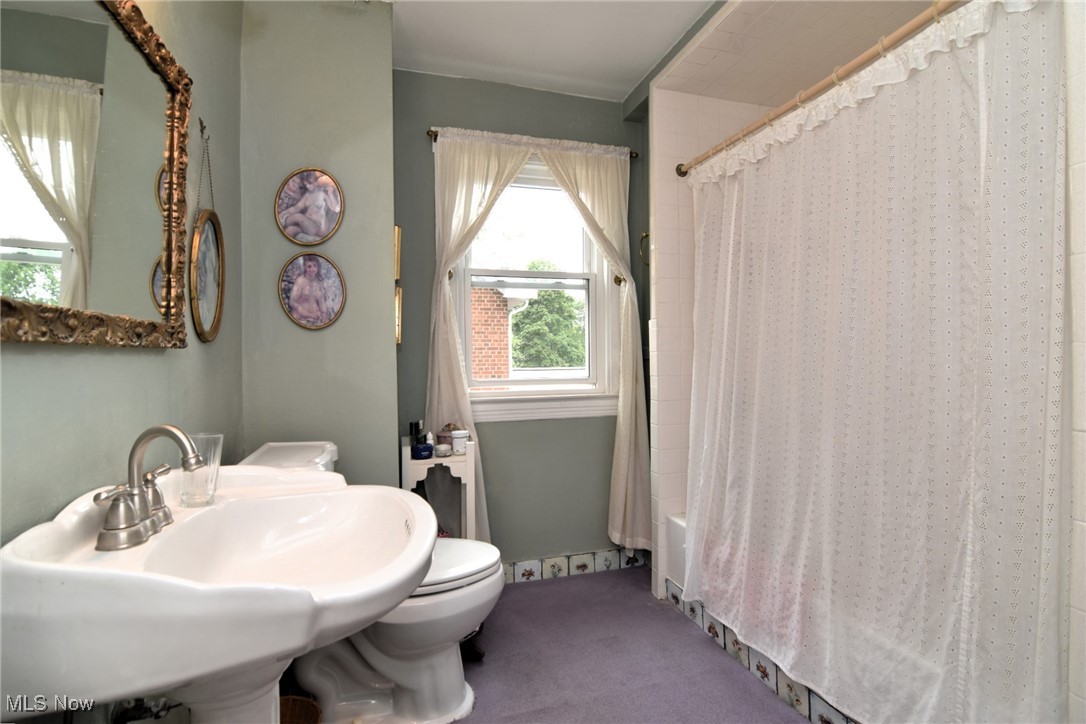 3161 Coleridge Road Cleveland, OH 44118 - Photo 16 of 21