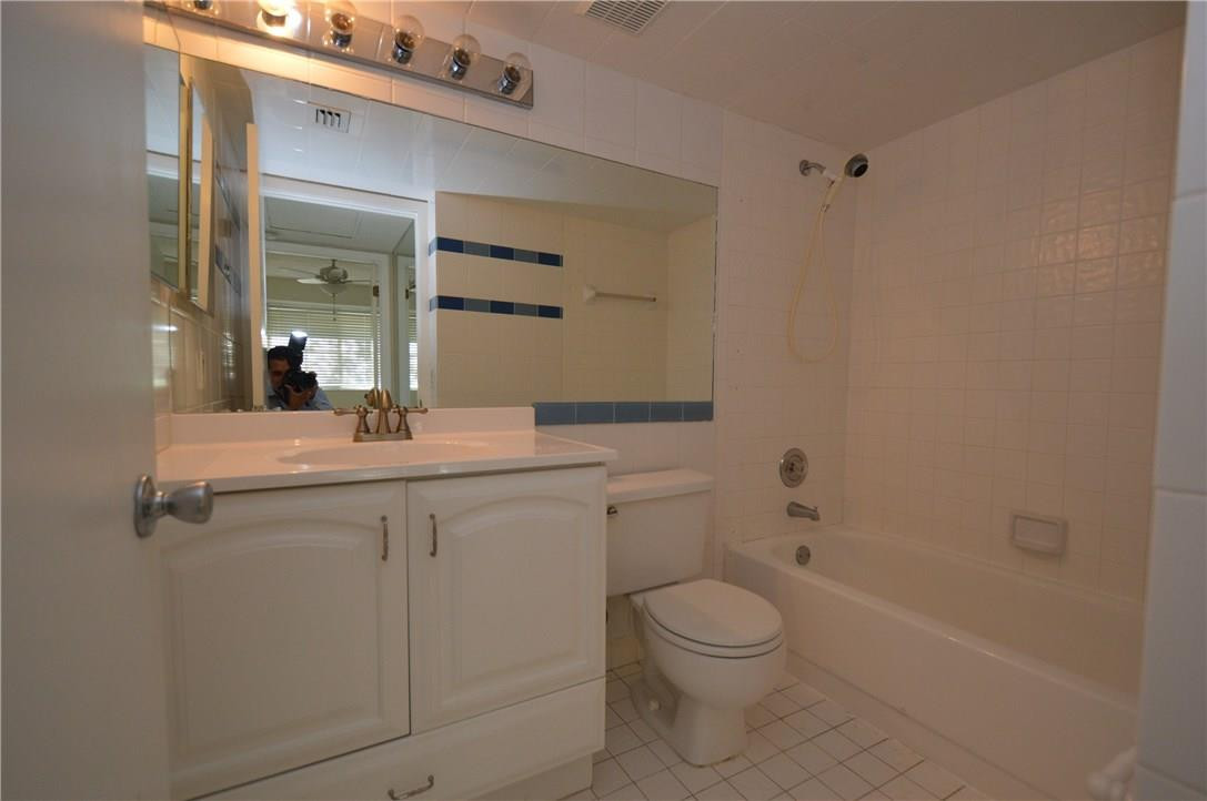 4630 West McNab Road, Unit A2 Pompano Beach, FL 33069 - Photo 4 of 21 Photo 4