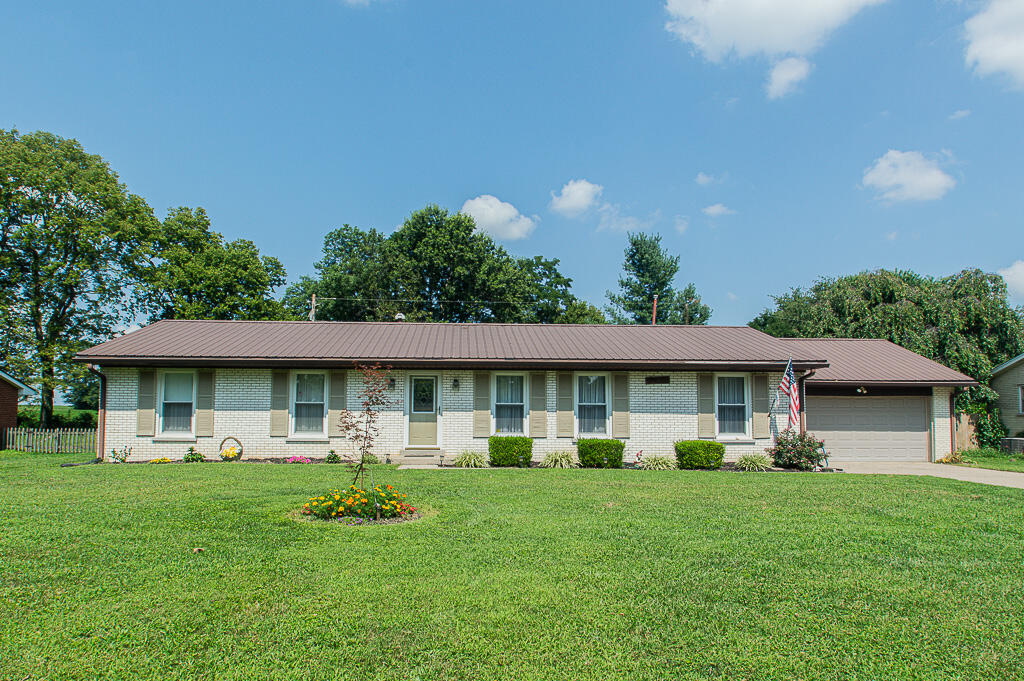 170 Bayberry Road Versailles, KY 40383 - Photo 1 of 34 170 Bayberry Rd 01