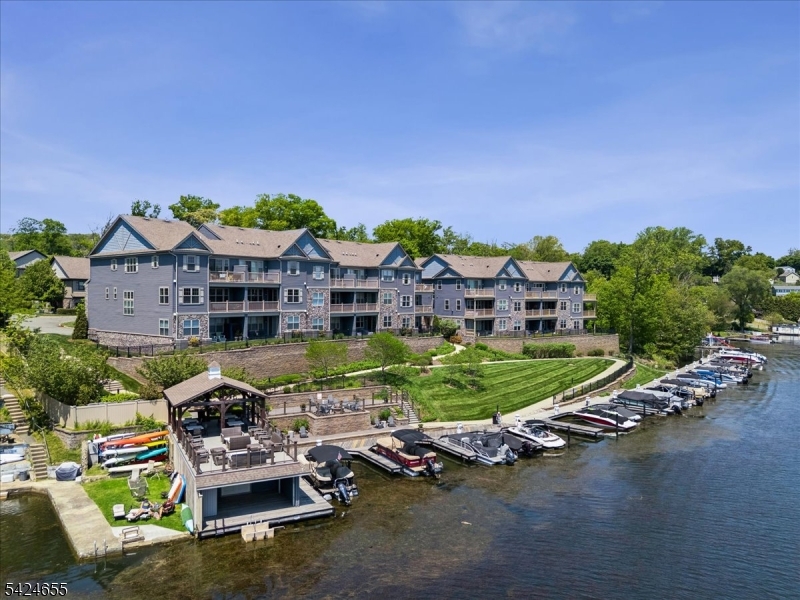 401 Mariners Pointe Hopatcong, NJ 07843 - Photo 39 of 42
