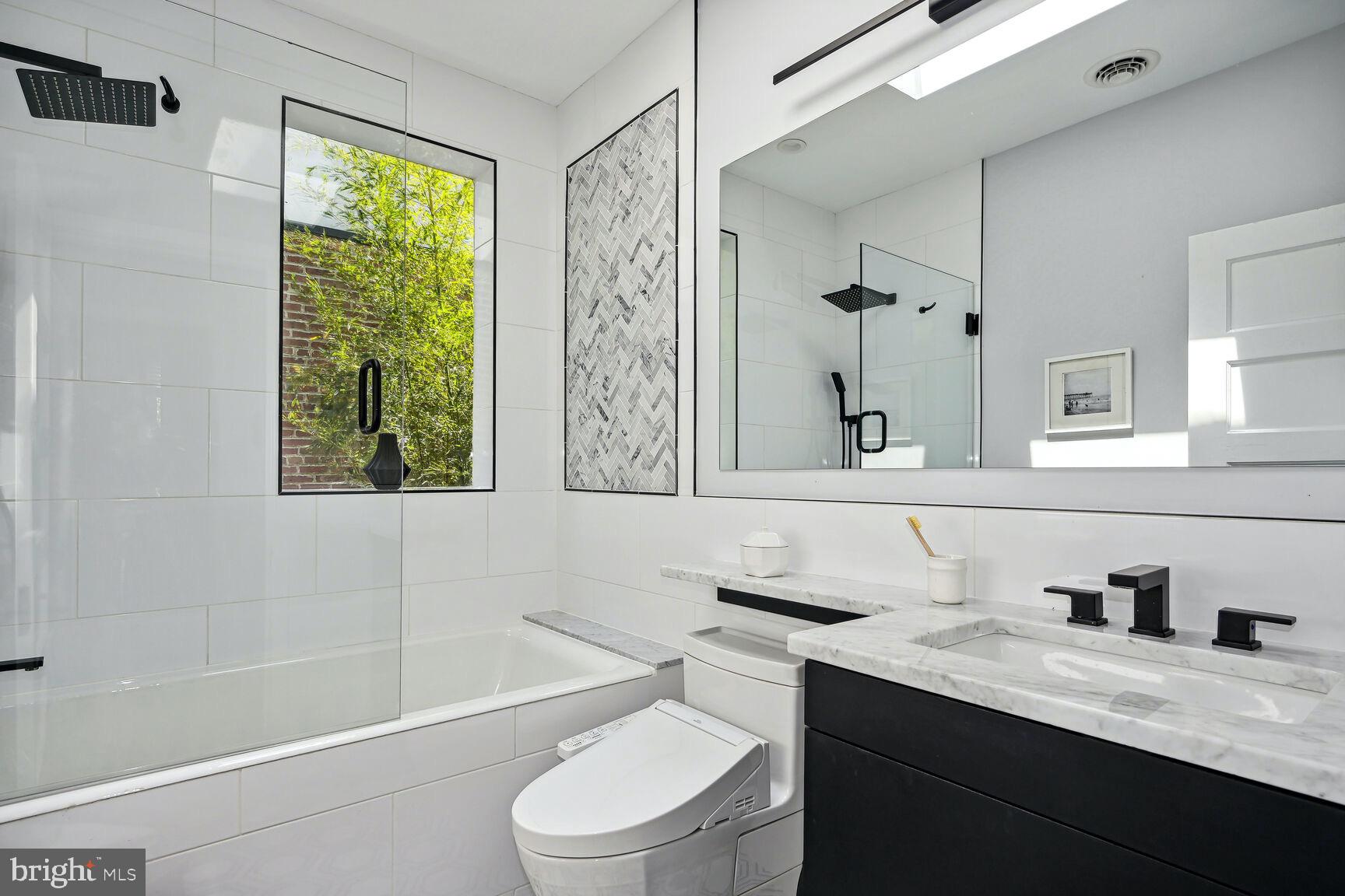 941 5th Street Northeast Washington, DC 20002 - Photo 21 of 38 Second bath upstairs