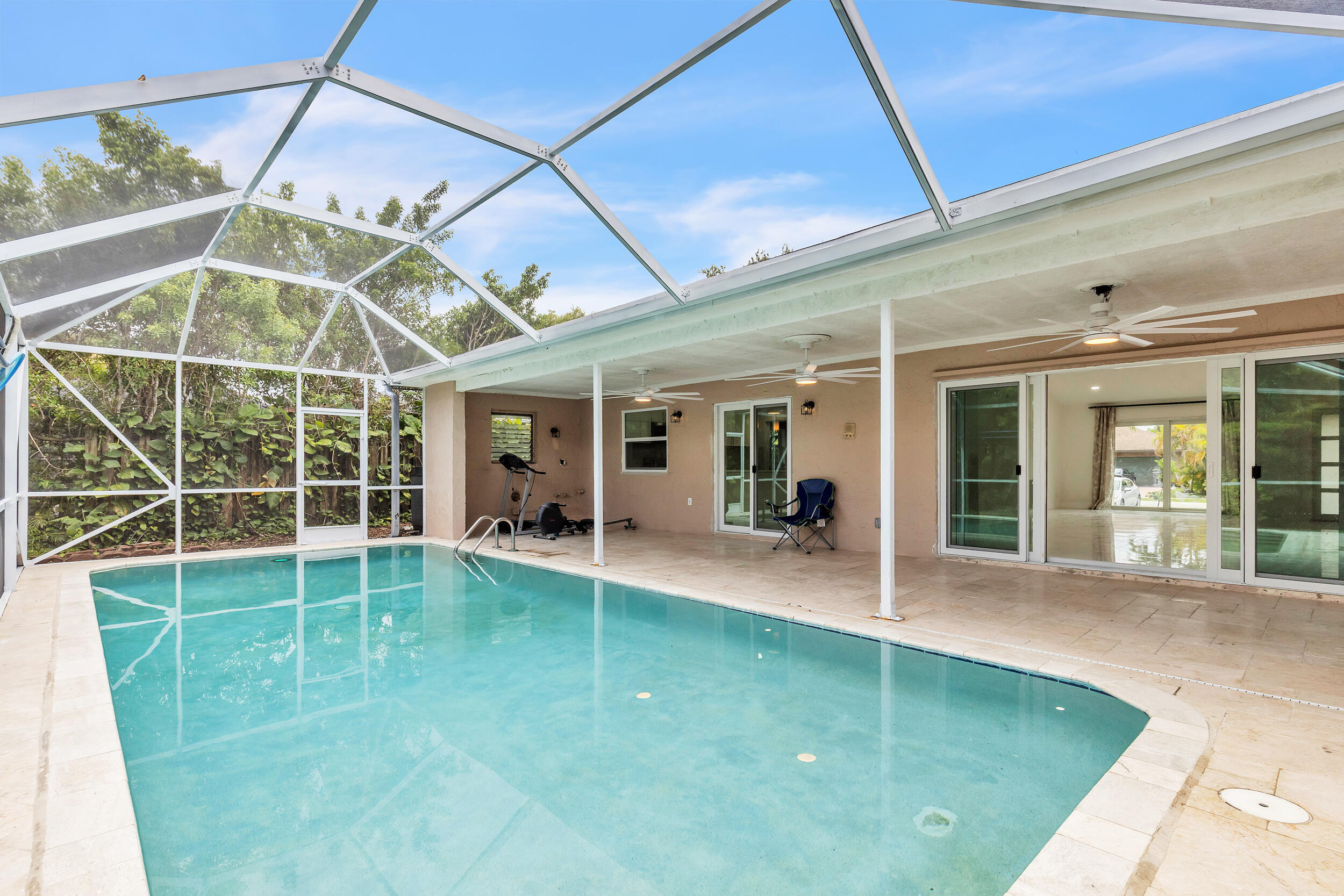 21452 Woodchuck Lane Boca Raton, FL 33428 - Photo 25 of 48 25