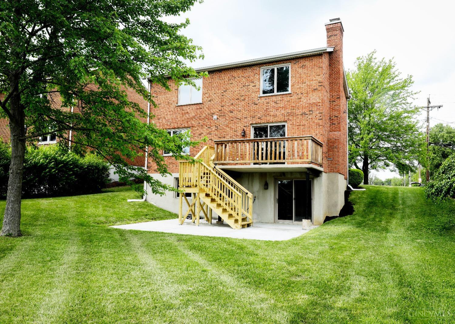 5879 Lawrence Road Cincinnati, OH 45248 - Photo 2 of 23