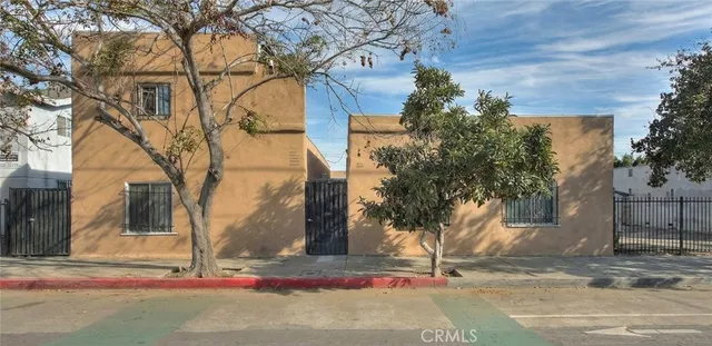 $1,100,000 | 10606-10608 Avalon Boulevard, Los Angeles, CA 90003