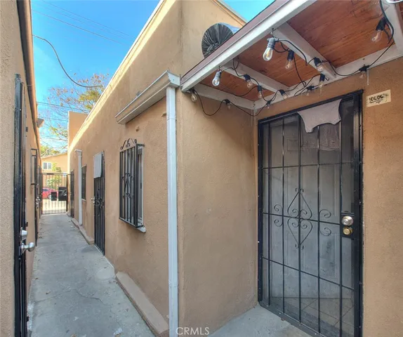 $1,100,000 | 10606-10608 Avalon Boulevard, Los Angeles, CA 90003
