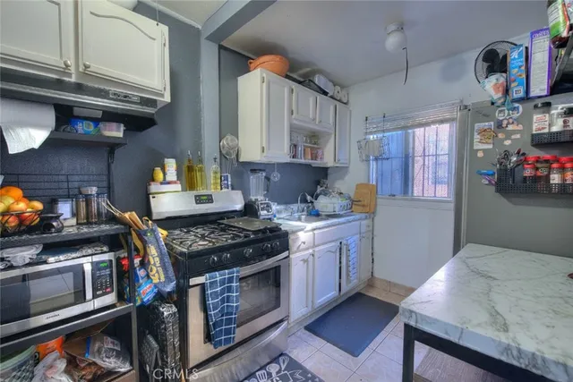 $1,100,000 | 10606-10608 Avalon Boulevard, Los Angeles, CA 90003