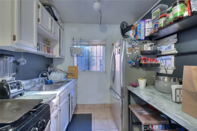 $1,100,000 | 10606-10608 Avalon Boulevard, Los Angeles, CA 90003