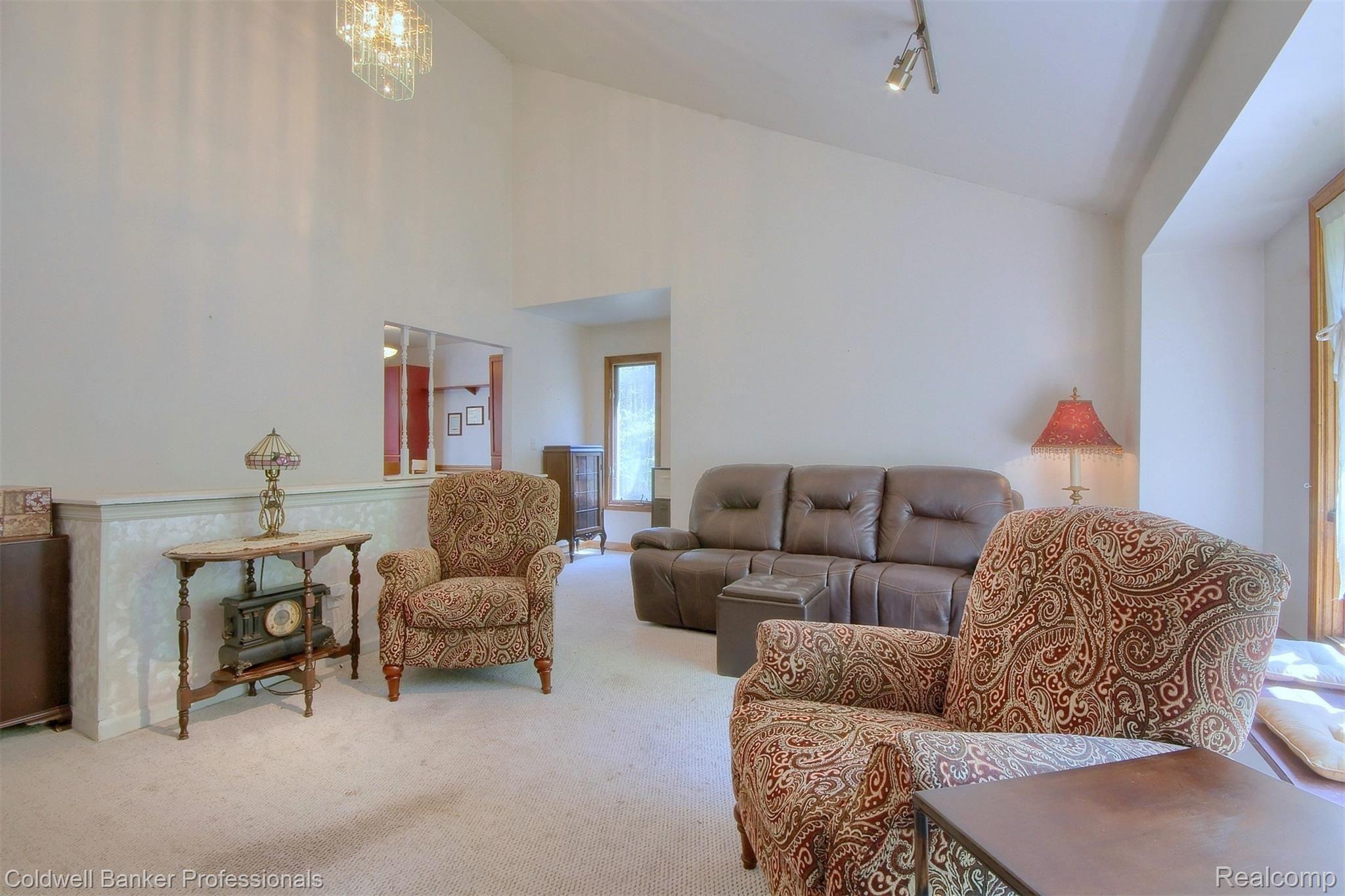 18875 Sumpter Road Belleville, MI 48111 - Photo 4 of 29 4-Living Room.jpg