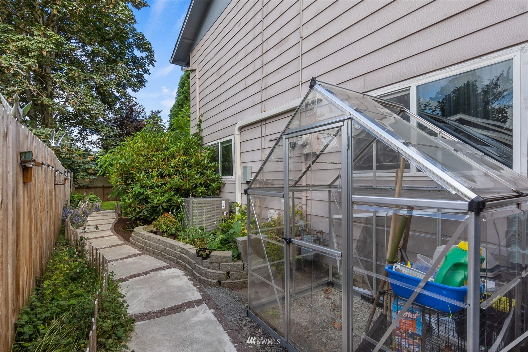 19727 143rd Place Southeast Renton, WA 98058 - Photo 21 of 40 Gallery Image 21