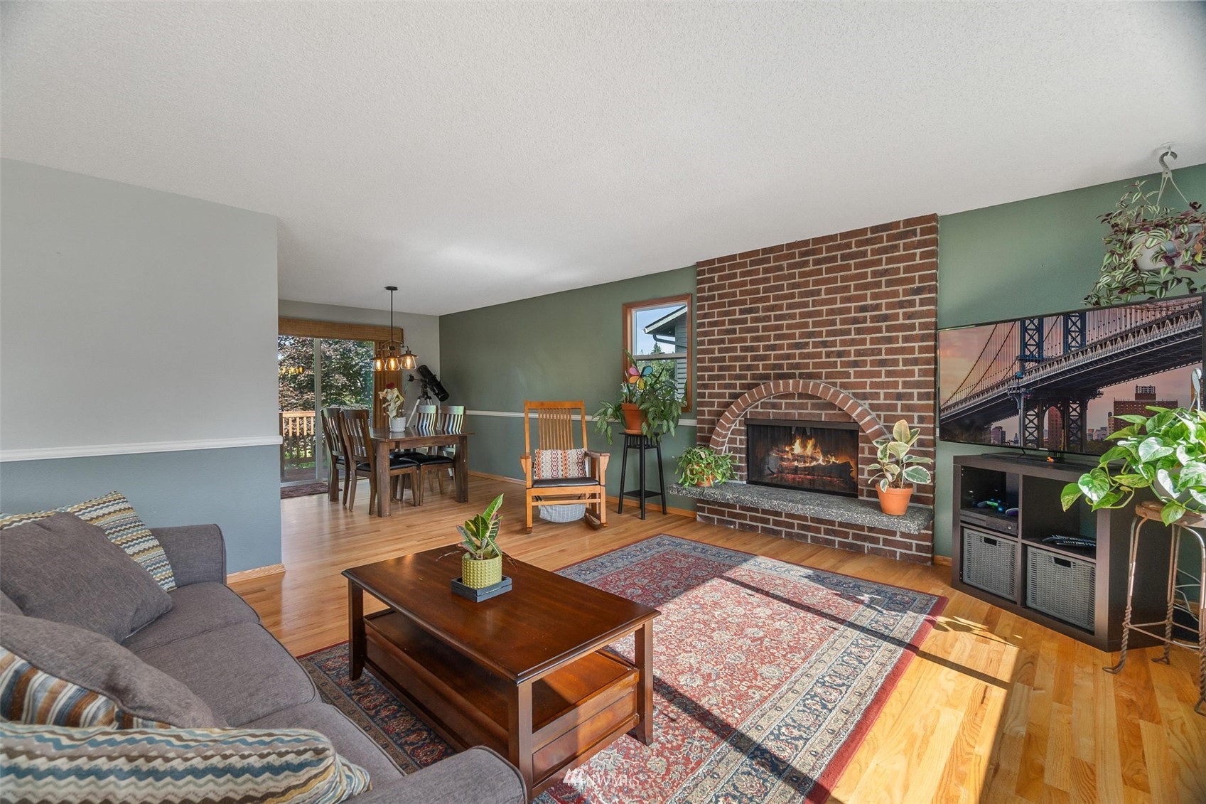 19727 143rd Place Southeast Renton, WA 98058 - Photo 6 of 40 Gallery Image 6