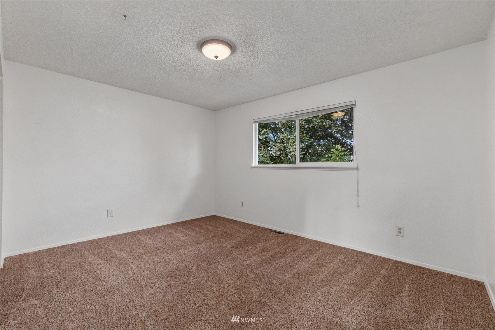 19727 143rd Place Southeast Renton, WA 98058 - Photo 10 of 40 Gallery Image 10