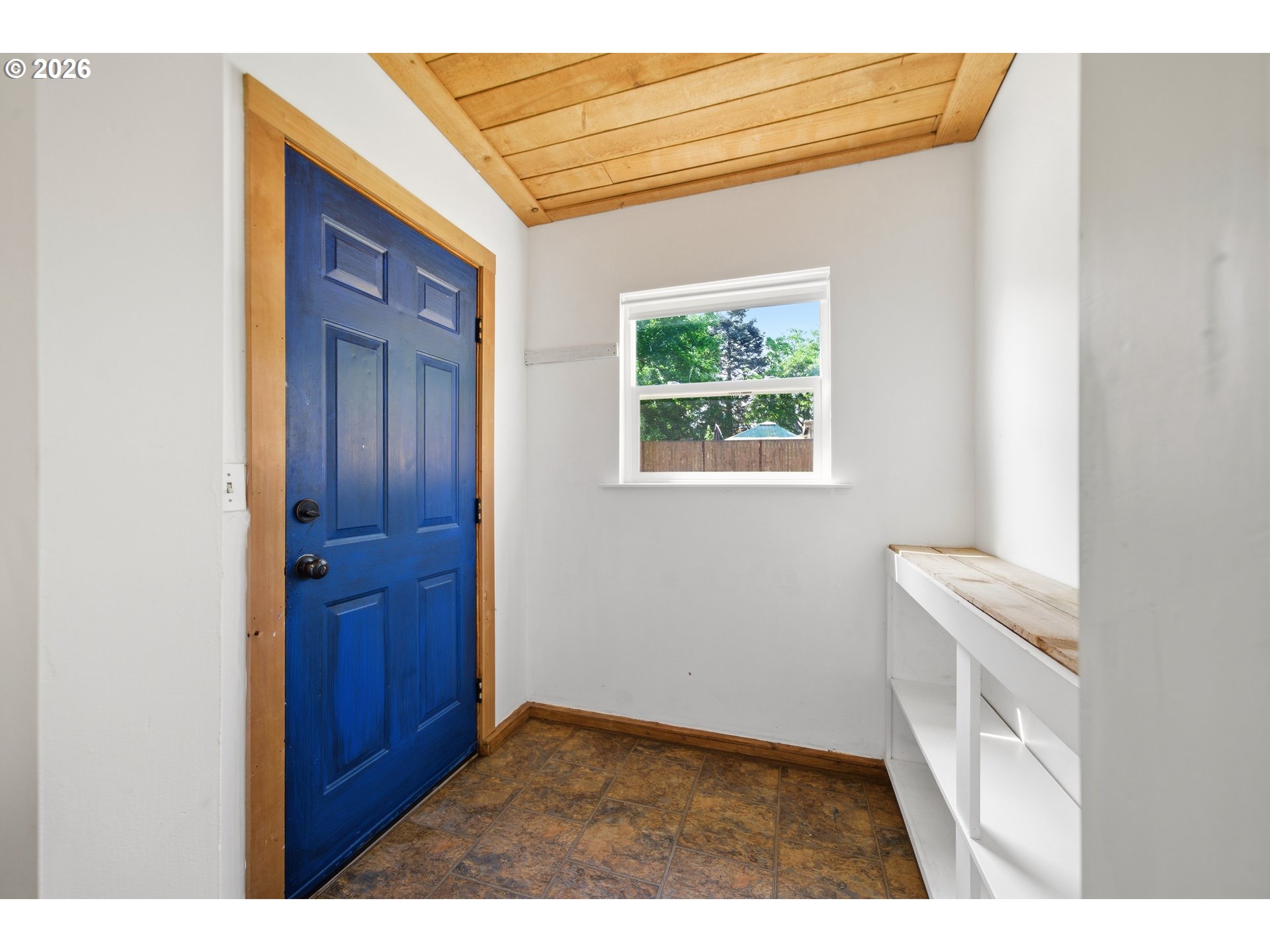 6016 Northeast Alberta Street Portland, OR 97218 - Photo 16 of 32