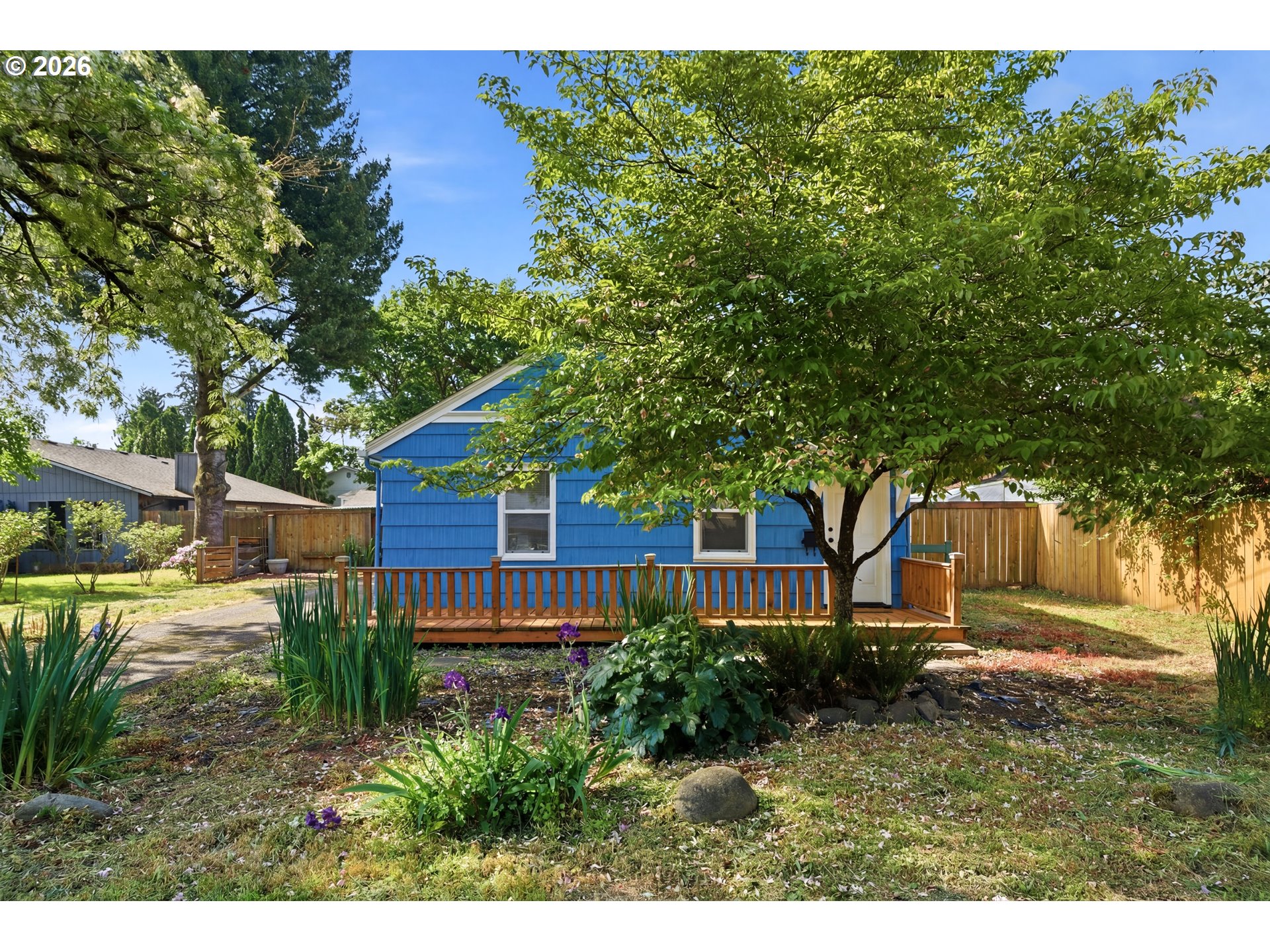 6016 Northeast Alberta Street Portland, OR 97218 - Photo 2 of 32