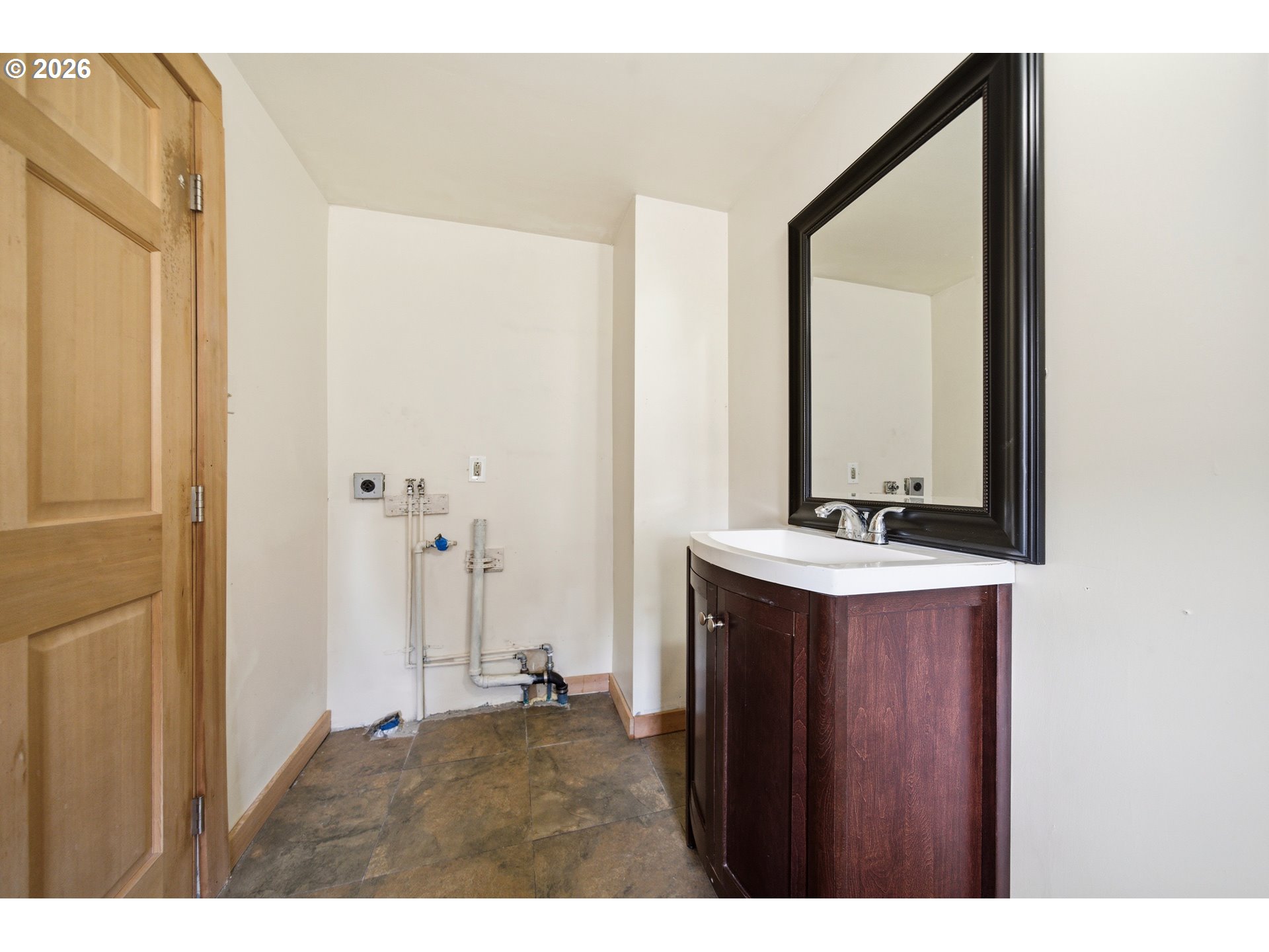 6016 Northeast Alberta Street Portland, OR 97218 - Photo 24 of 32