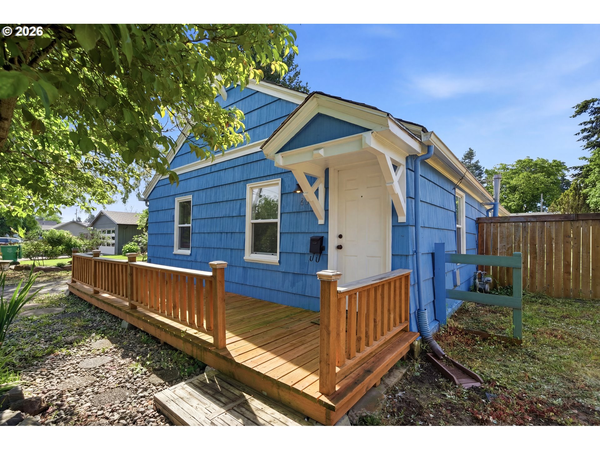 6016 Northeast Alberta Street Portland, OR 97218 - Photo 3 of 32