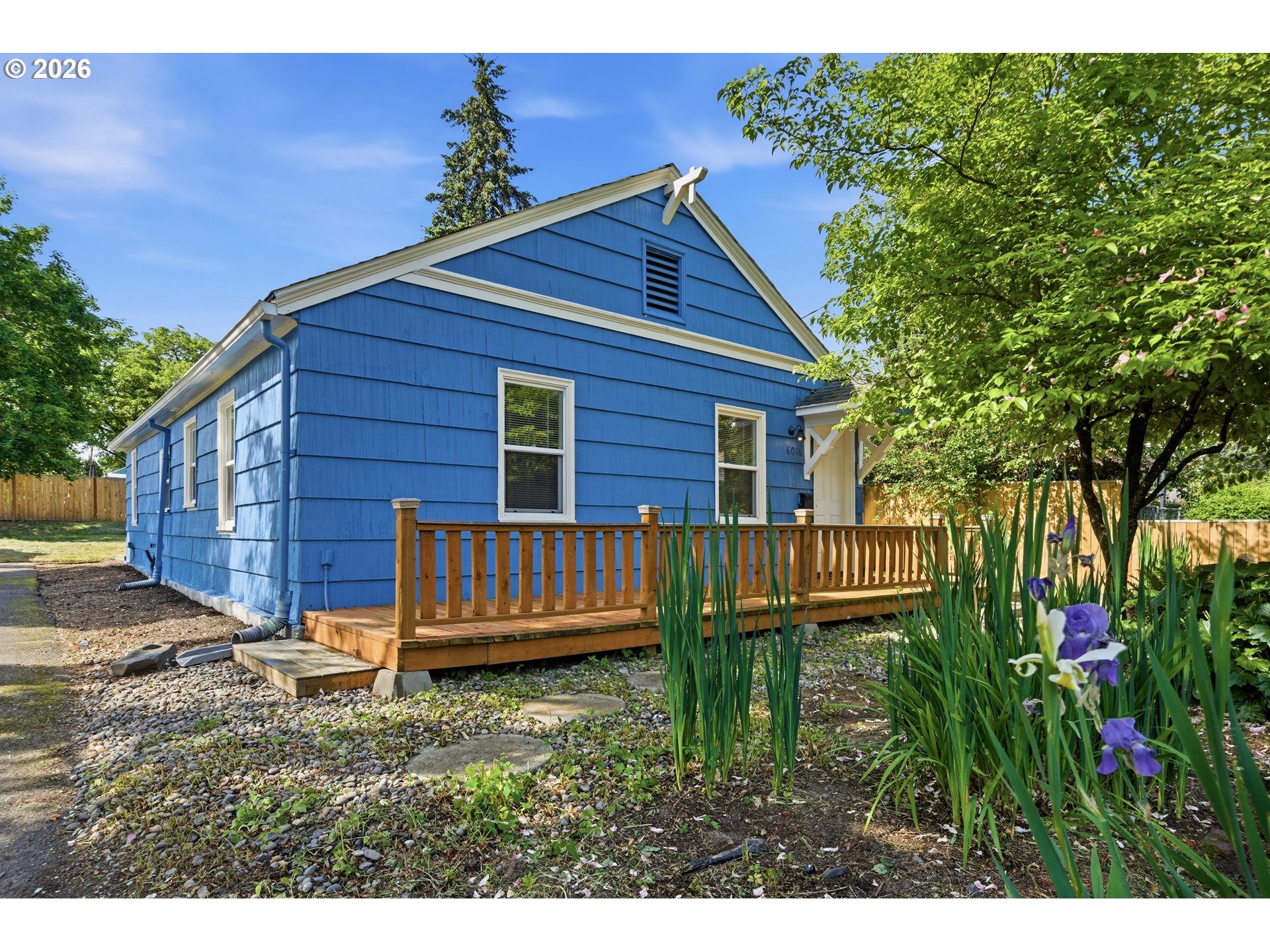 6016 Northeast Alberta Street Portland, OR 97218 - Photo 4 of 32