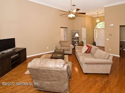 12480 Gately Road South Jacksonville, FL 32225 - Photo 4 of 24 living room