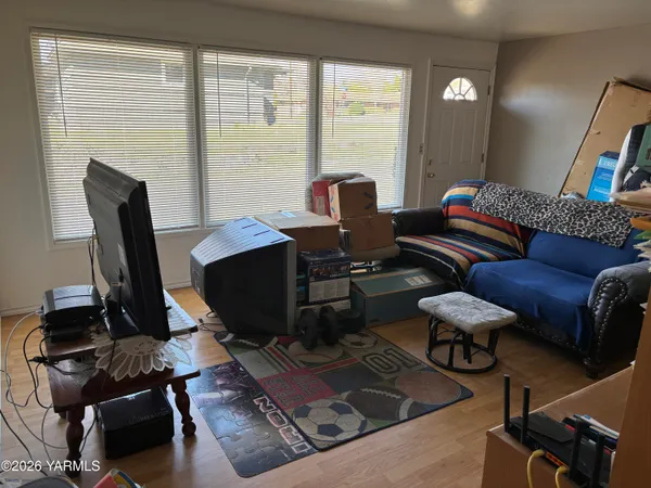 $399,000 | 806-808 South 35th Avenue, Yakima, WA 98902