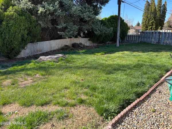 $399,000 | 806-808 South 35th Avenue, Yakima, WA 98902