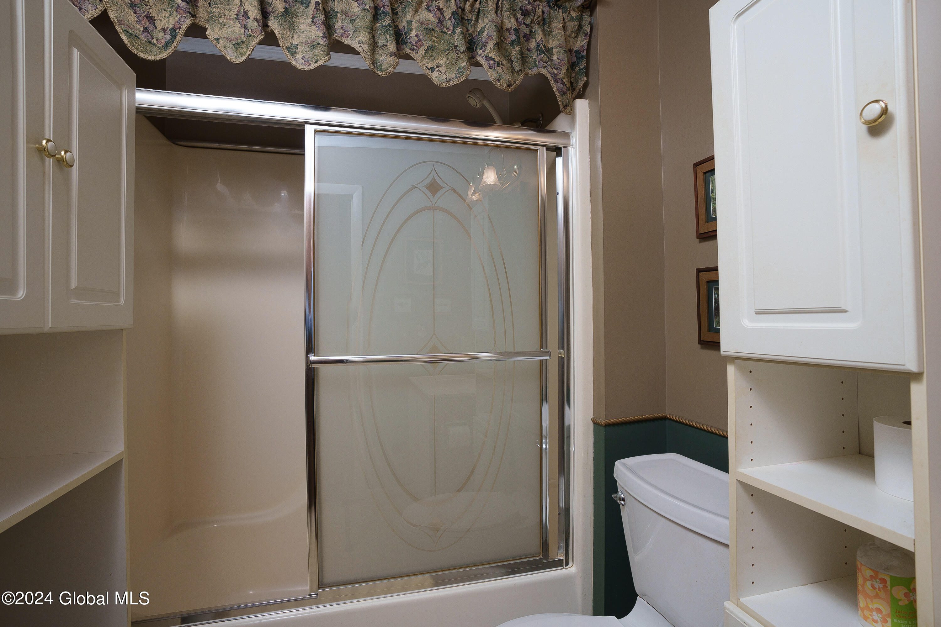 35 Meadow Rue Place Malta, NY 12020 - Photo 25 of 31 Full Bath