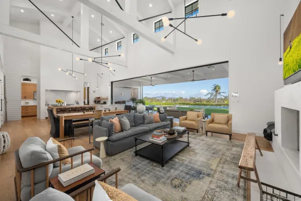 $14,900,000 | 15550 El Camino Real, Rancho Santa Fe, CA 92014