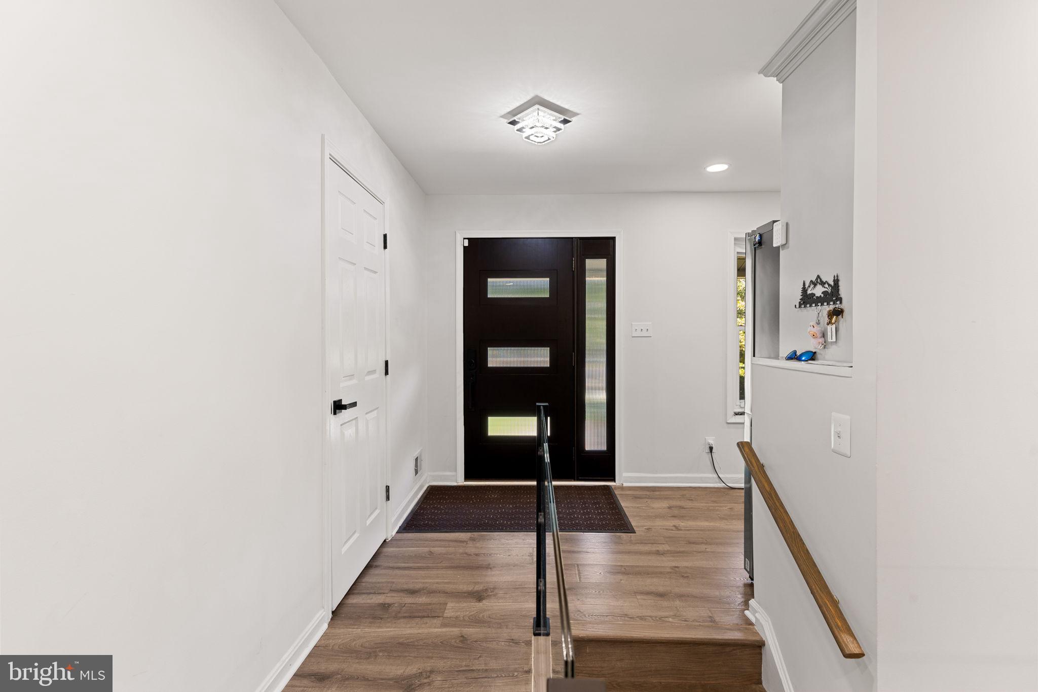 4951 Roslyn Road Annandale, VA 22003 - Photo 11 of 33 Gallery Image 11
