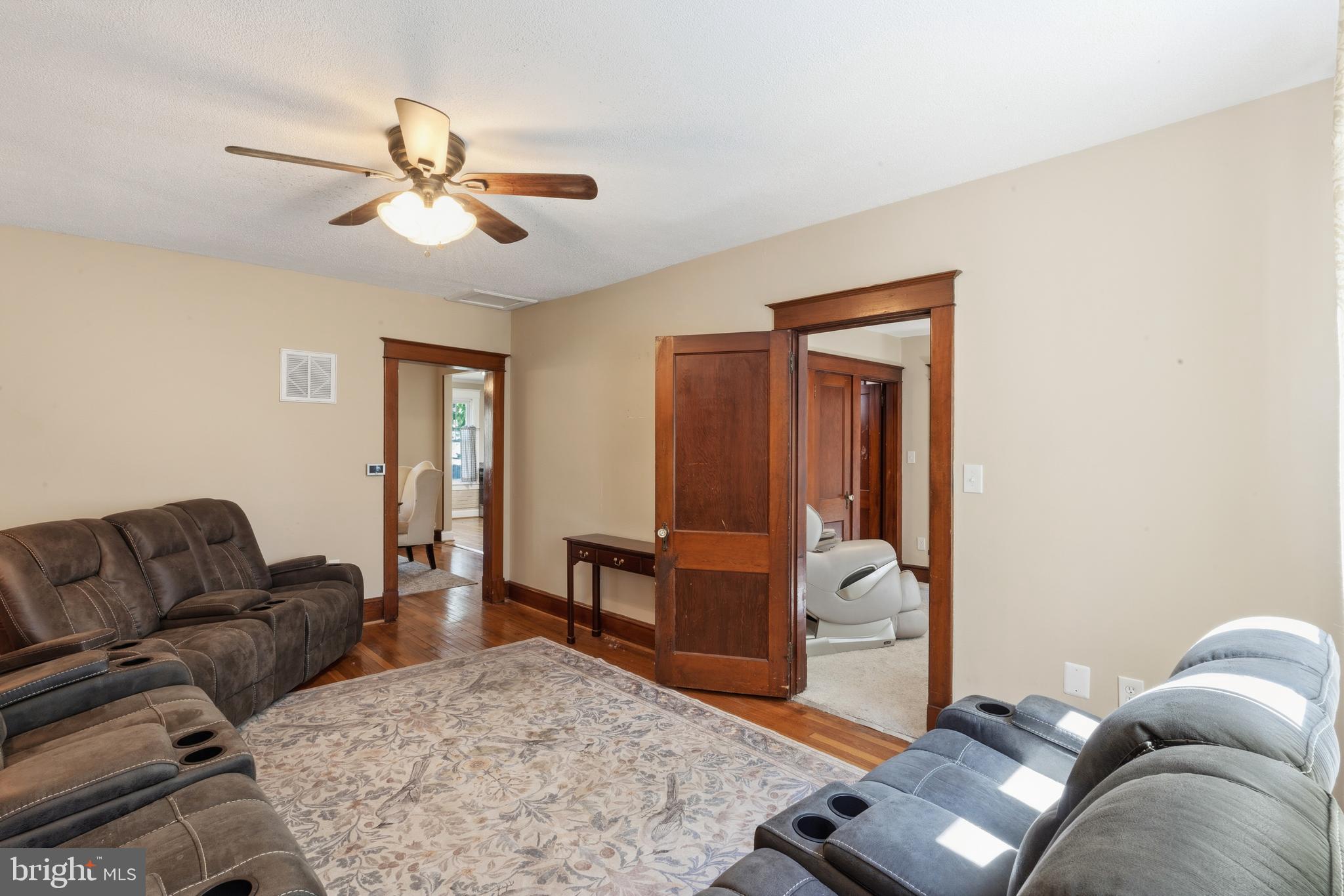 28733 Ridge Road Mount Airy, MD 21771 - Photo 26 of 97 Family Room