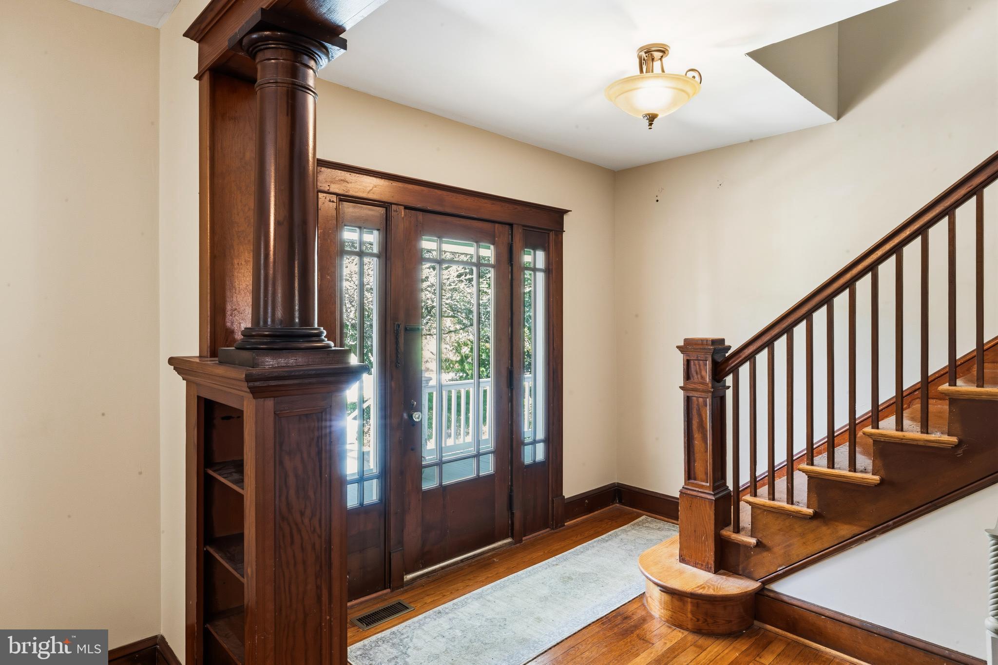 28733 Ridge Road Mount Airy, MD 21771 - Photo 3 of 97 Foyer