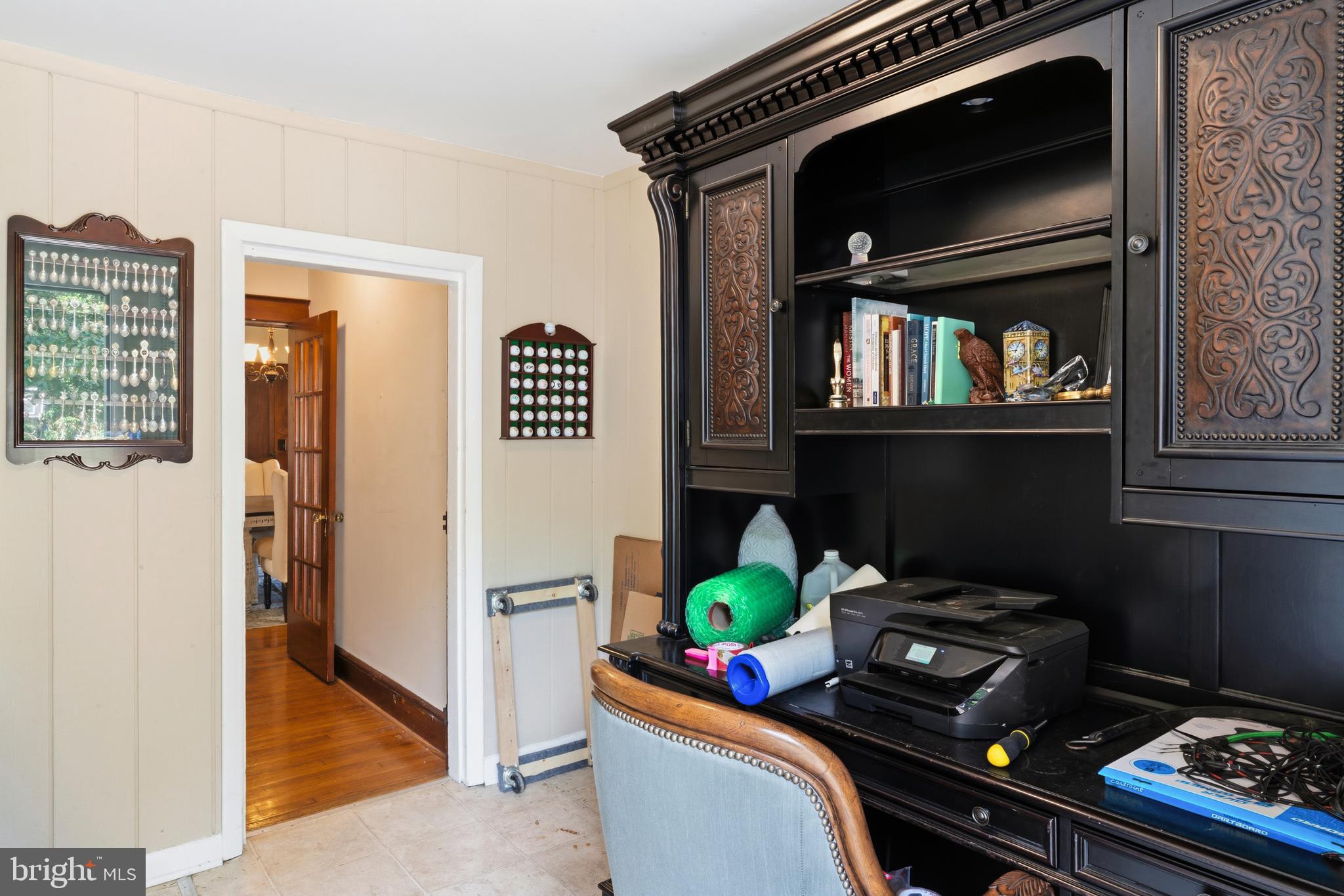 28733 Ridge Road Mount Airy, MD 21771 - Photo 32 of 97 Mudroom