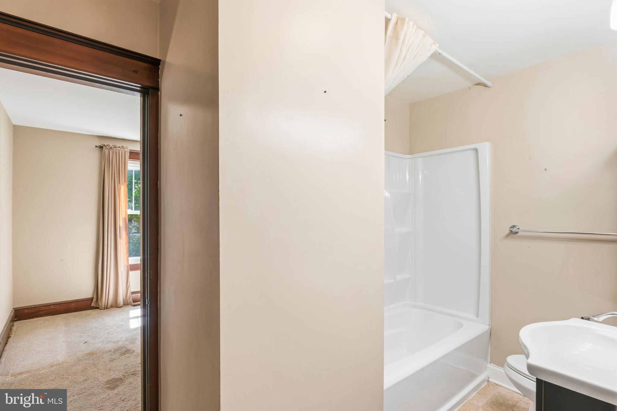 28733 Ridge Road Mount Airy, MD 21771 - Photo 41 of 97 Bathroom 2 (Downstairs)