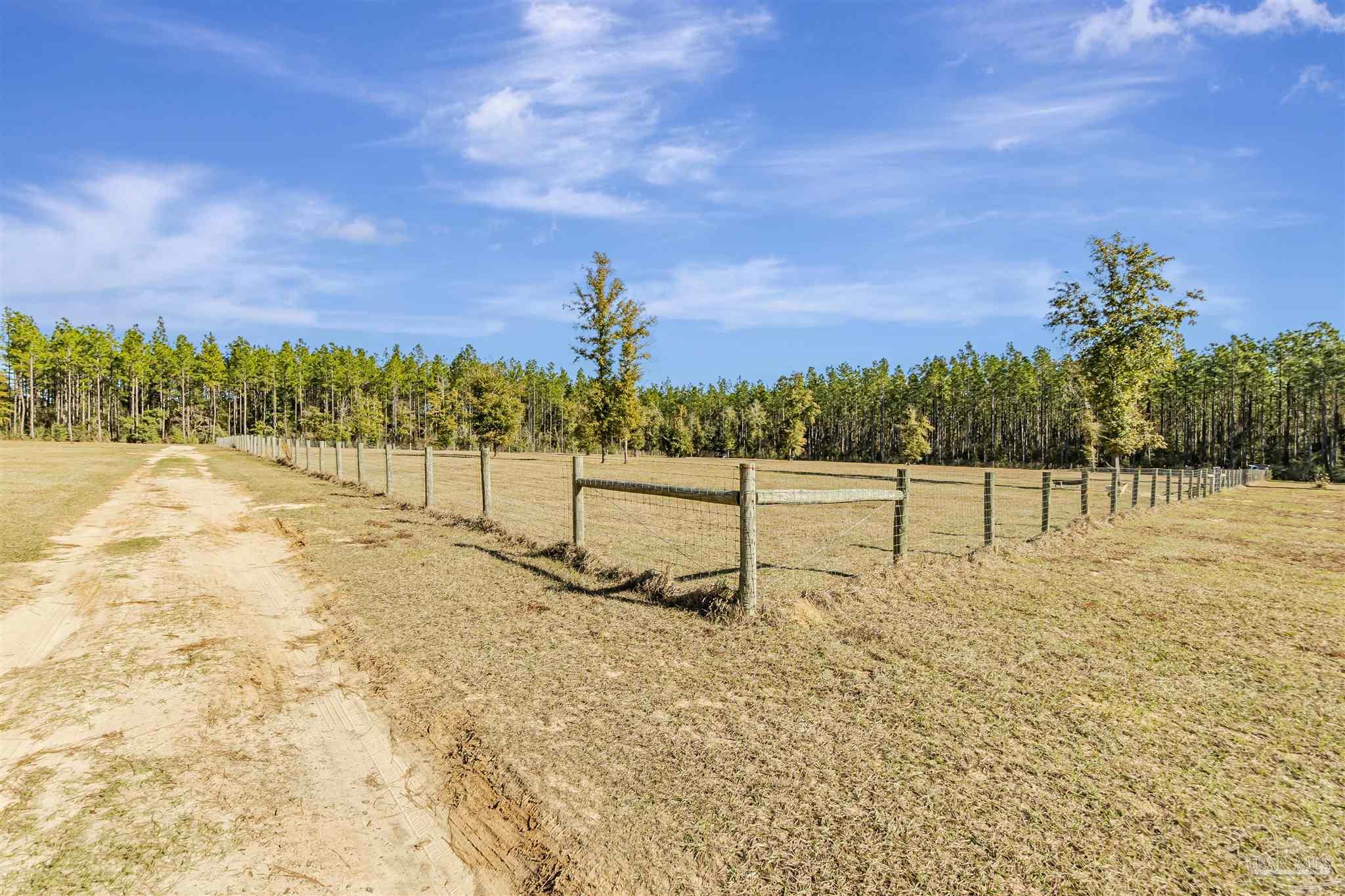 8301 Whiting Field Circle Milton, FL 32570 - Photo 6 of 45